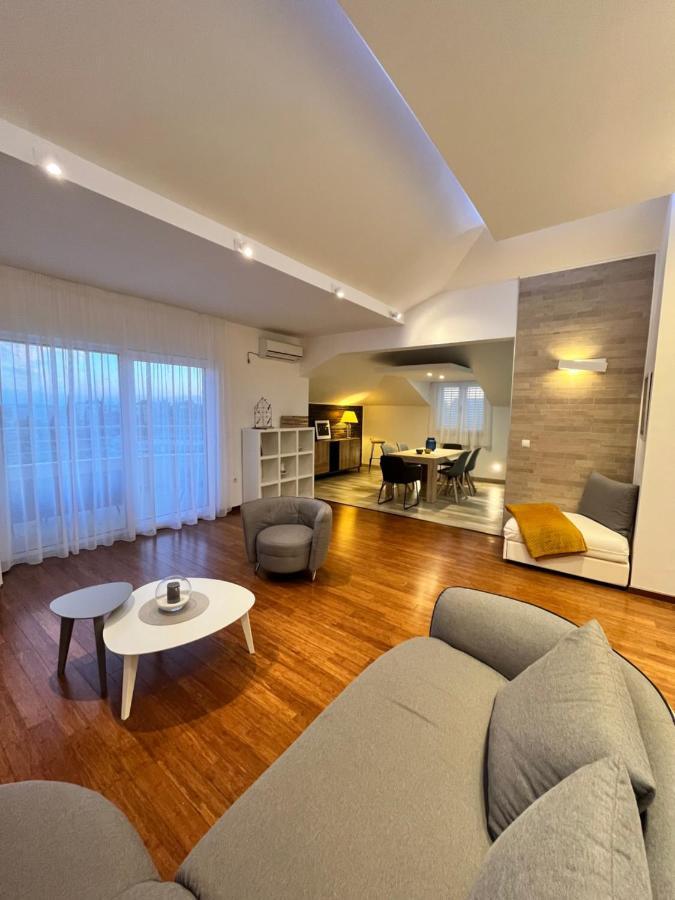 Sky - Beautiful Rooftop Apartment With Shared Pool Сплит Экстерьер фото