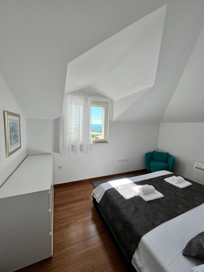 Sky - Beautiful Rooftop Apartment With Shared Pool Сплит Экстерьер фото